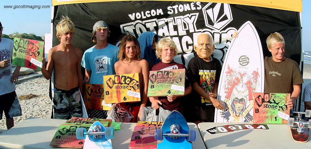 volcom-08-003.jpg   (1000x478)   406 Kb                                    Click to display next picture