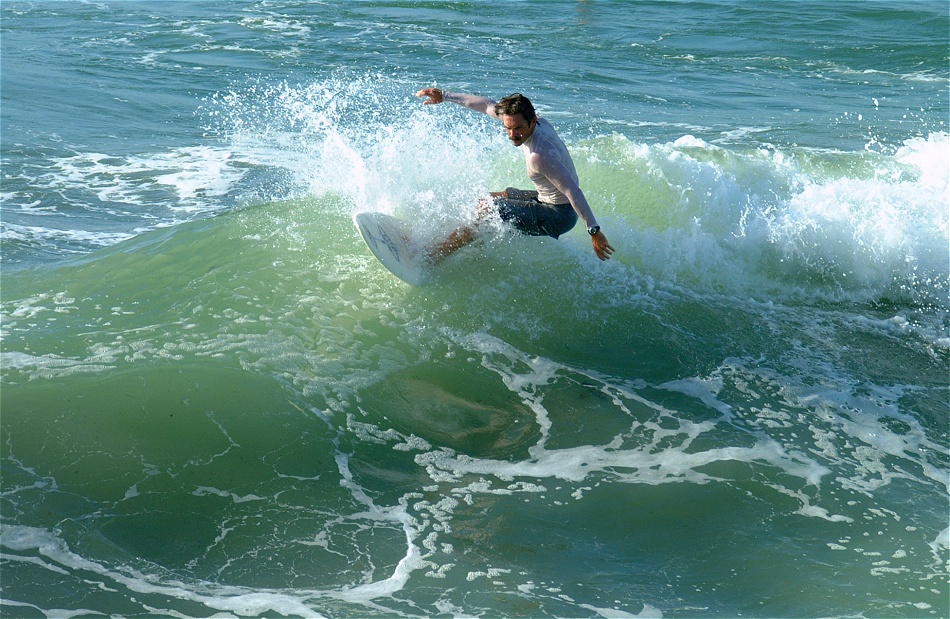 (08) Dscf0604 (bob hall surfer 1).jpg   (950x619)   303 Kb                                    Click to display next picture