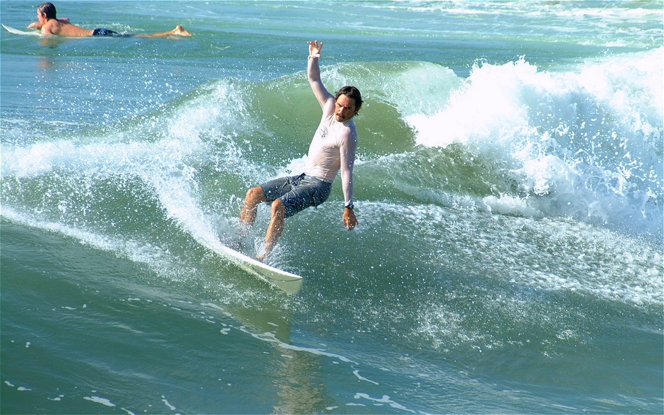 (15) Dscf0651 (bob hall surfer 1).jpg   (950x595)   310 Kb                                    Click to display next picture